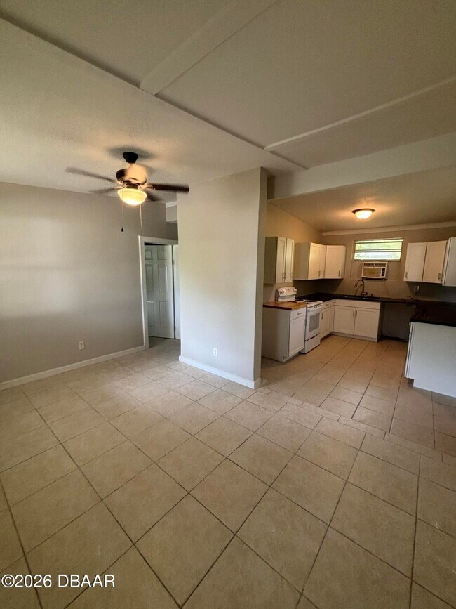 650 Blakely Ave in Crestview, FL - Building Photo - Building Photo