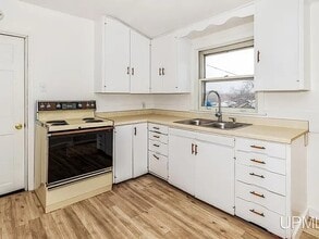 311 W Brown St in Iron Mountain, MI - Building Photo - Building Photo
