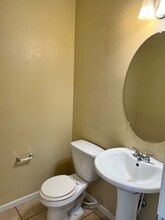 1317 Oasis Ln in Patterson, CA - Building Photo - Building Photo