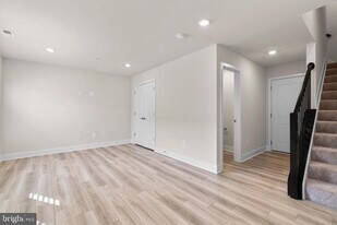 311 Lentic Ln in Laurel, MD - Building Photo