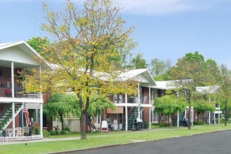 Glen View Apartments in Binghamton, NY - Foto de edificio - Building Photo