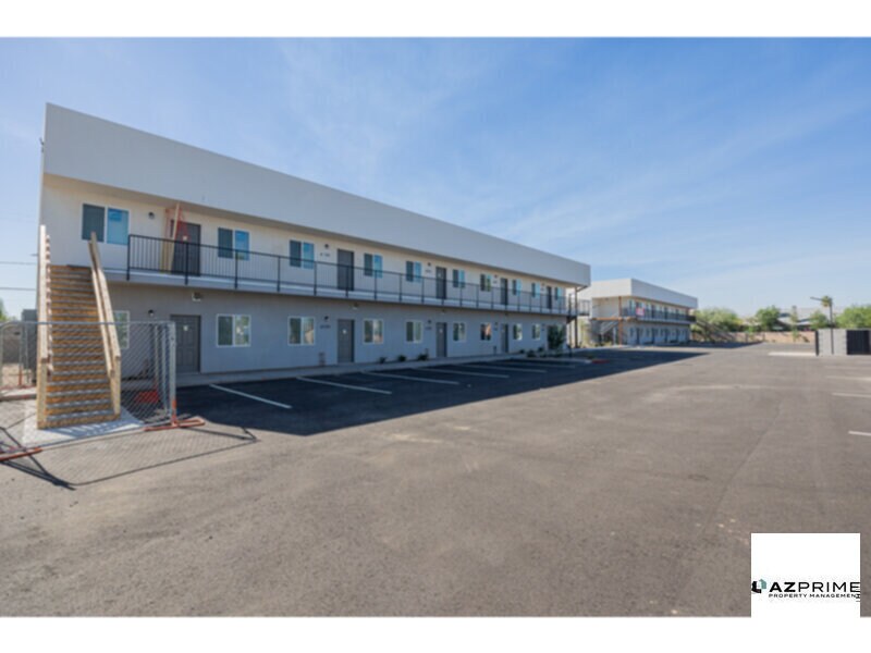 2121 W Adams St in Phoenix, AZ - Building Photo