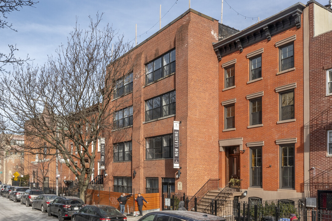 35 Claver Place in Brooklyn, NY - Building Photo