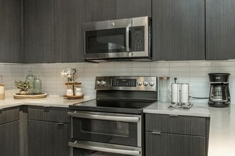 Bandera at Preston Hollow in Dallas, TX - Building Photo - Building Photo