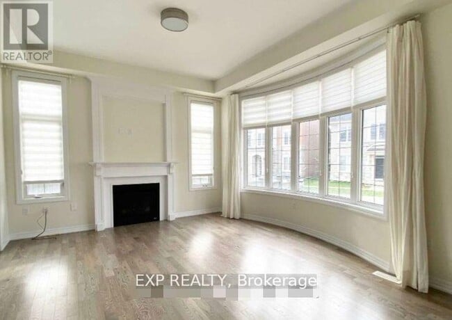 3345 ERASMUM St in Oakville, ON - Building Photo - Building Photo