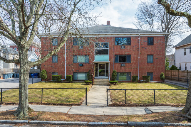 109 Oxford St in Arlington, MA - Building Photo - Building Photo
