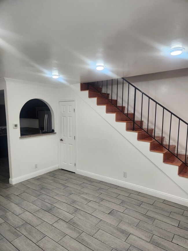 11860 Truro Ave, Unit 11860 Truro D