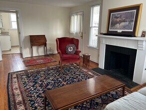 505 Hawke St, Unit 1 in Fredericksburg, VA - Foto de edificio - Building Photo