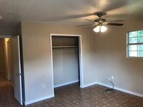 6640 Avenue I in Houston, TX - Building Photo - Building Photo