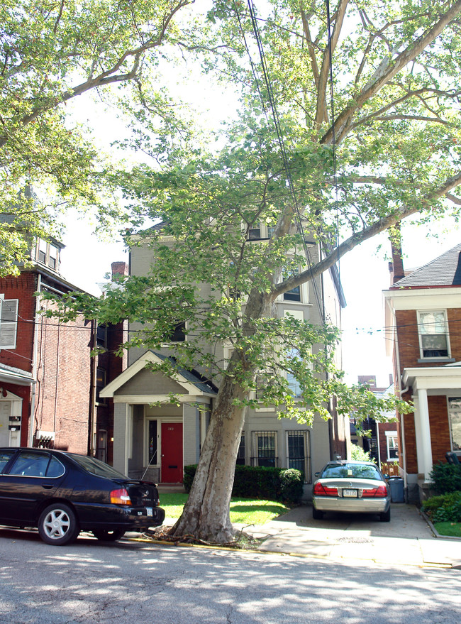 282 N Bellefield Ave in Pittsburgh, PA - Foto de edificio - Building Photo