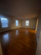 239 Elm St in Bennington, VT - Building Photo - Building Photo