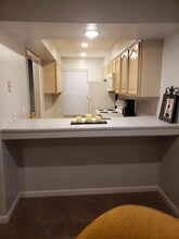 1210 W Parkway Ave in Knoxville, TN - Building Photo - Building Photo