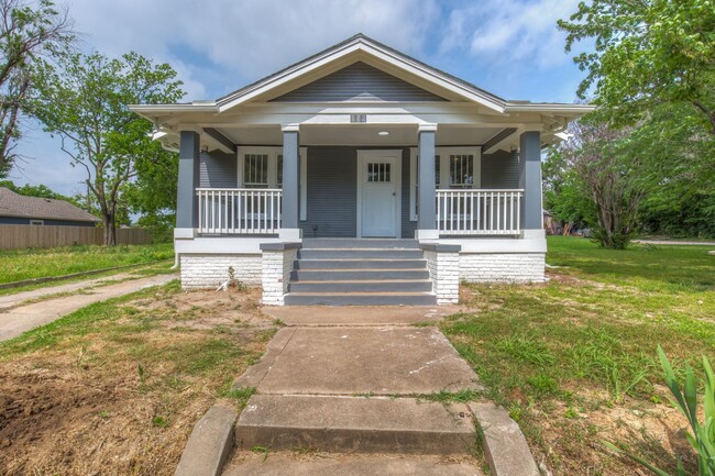 112 N Xanthus Ave in Tulsa, OK - Building Photo - Building Photo