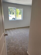 1608 Zoe Ave in Eugene, OR - Building Photo - Building Photo