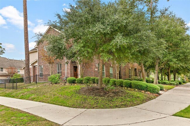 14 Innerwoods Pl in The Woodlands, TX - Building Photo - Building Photo