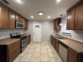 4810 35th St in Lubbock, TX - Foto de edificio - Building Photo