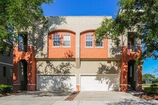 6516 Quiet Pool Ct in Apollo Beach, FL - Building Photo