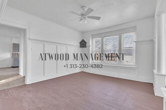 4811 Seyburn St, Unit Upper in Detroit, MI - Building Photo - Building Photo