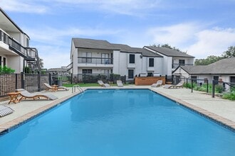 Aviva at North Plaza in Austin, TX - Foto de edificio - Building Photo