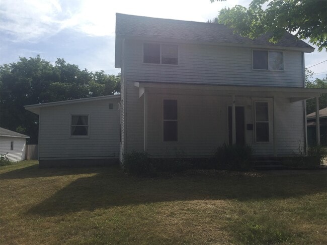 property at 621 Hutchinson St