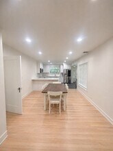 2762 Marty Way in Sacramento, CA - Building Photo - Building Photo