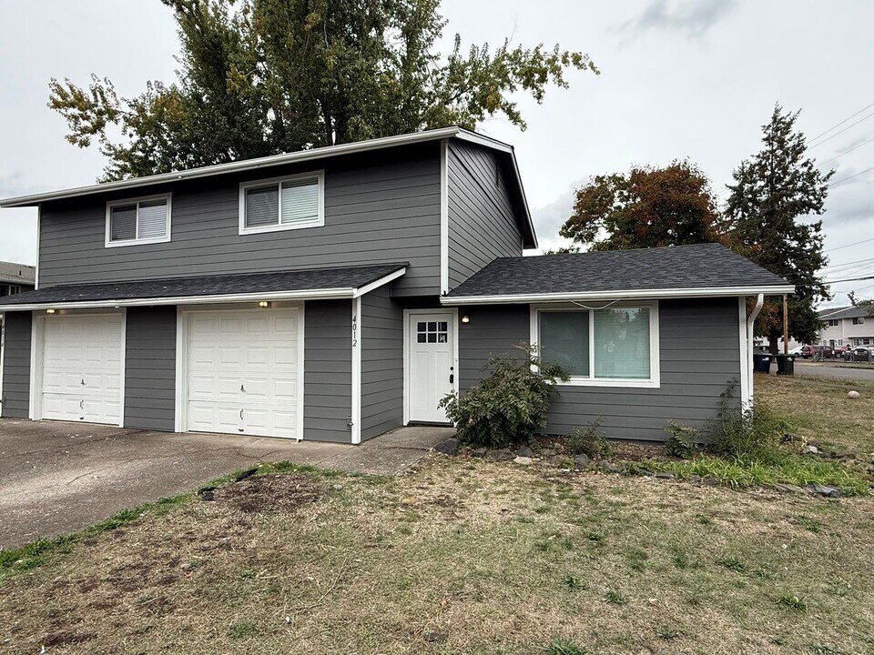 4012 Southway Loop in Springfield, OR - Building Photo