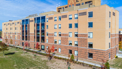 Covenant Tower in Brampton, ON - Building Photo - Building Photo