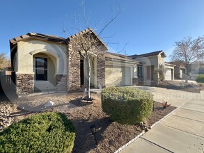 11020 E Pima Creek Dr in Vail, AZ - Foto de edificio - Building Photo