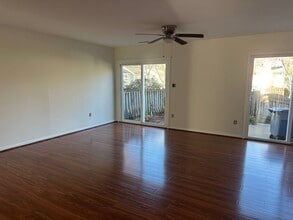 290 Hilltop Ln in Annapolis, MD - Building Photo - Building Photo