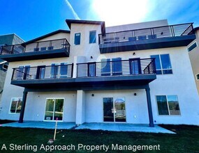 1246 E Echelon Rdg Ln in Boise, ID - Building Photo - Building Photo