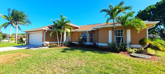 6769 NW Abigail Ave in Port St. Lucie, FL - Building Photo - Building Photo