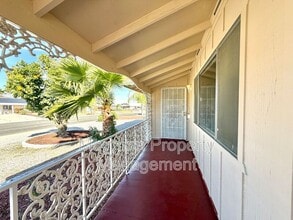 28426 W Worcester Rd in Menifee, CA - Building Photo - Building Photo