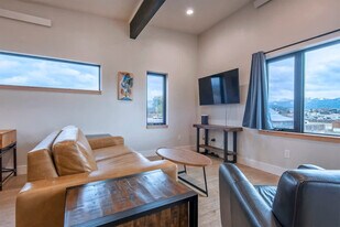 73 N Beryl Ave in Victor, ID - Building Photo