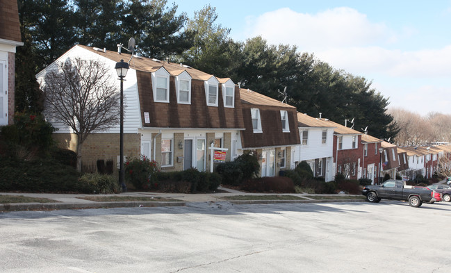 Hillcrest View Townhomes in Westminster, MD - Foto de edificio - Building Photo