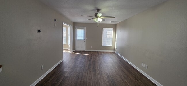 150 Howard Woody Dr in La Vergne, TN - Building Photo - Building Photo