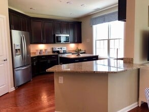 130 University Ave, Unit 1207 in Westwood, MA - Building Photo - Building Photo