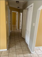 1804 Agua Fina, Unit 4 in Edinburg, TX - Foto de edificio - Building Photo