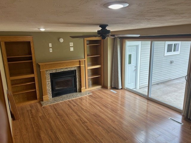 1998 Mary Ln in Neenah, WI - Building Photo - Building Photo
