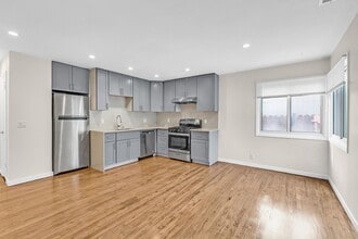 207 Forest Ln in San Bruno, CA - Building Photo - Building Photo