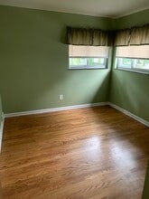 787 N Summit St, Unit 2 in Barberton, OH - Foto de edificio - Building Photo