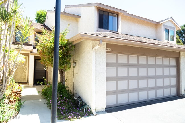 215 Blackfoot Ln in Ventura, CA - Building Photo - Building Photo