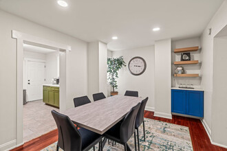 2528 Carpenter St in Philadelphia, PA - Building Photo - Building Photo