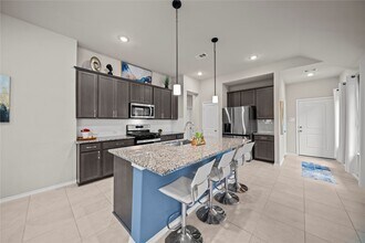 32018 Towering Birch Trl in Conroe, TX - Building Photo - Building Photo