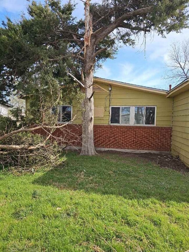 1436 NW Ozmun Ave in Lawton, OK - Building Photo - Building Photo