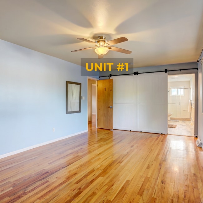 2403 S Lima Way in Aurora, CO - Building Photo - Building Photo