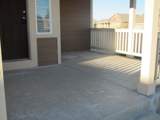 427 Bow Creek Ln in Fort Collins, CO - Building Photo - Building Photo