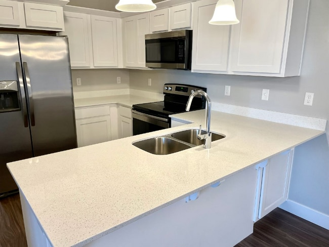 673 N 380 W in Vineyard, UT - Building Photo - Building Photo