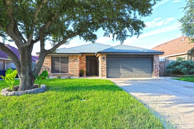 1222 Longhorn Dr in Laredo, TX - Building Photo - Building Photo