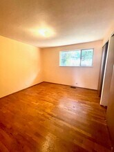 10515 SE 232nd St in Kent, WA - Building Photo - Building Photo