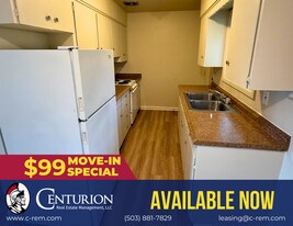 1574 Bellevue St SE in Salem, OR - Building Photo